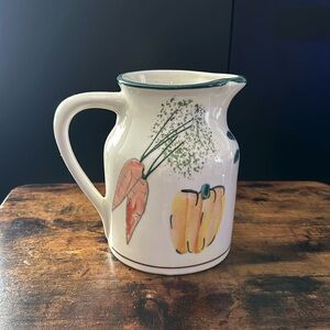 Hartstone 1990 farmer market pitcher